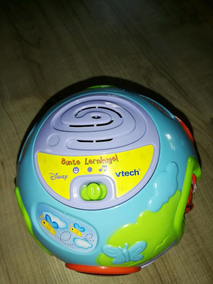 Vtech bunte Lernkugel Musikball für Babys in Schonach