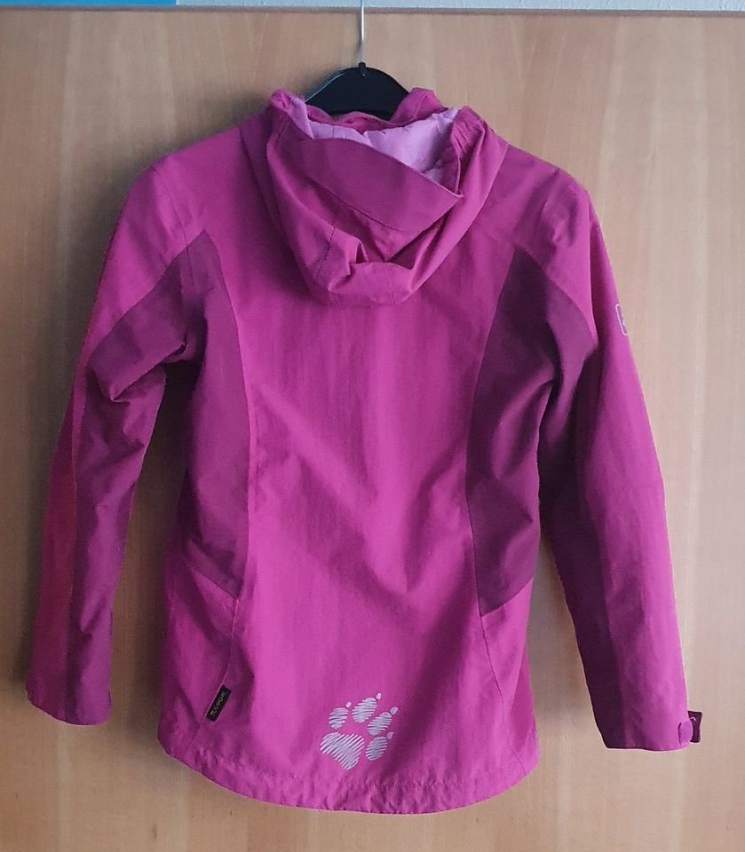 Jack Wolfskin Winterjacke 2 in 1 Gr. 140 in Erfurt