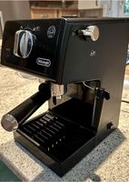 De’Longhi Espresso Maschine abzugeben Bayern - Niedernberg Vorschau