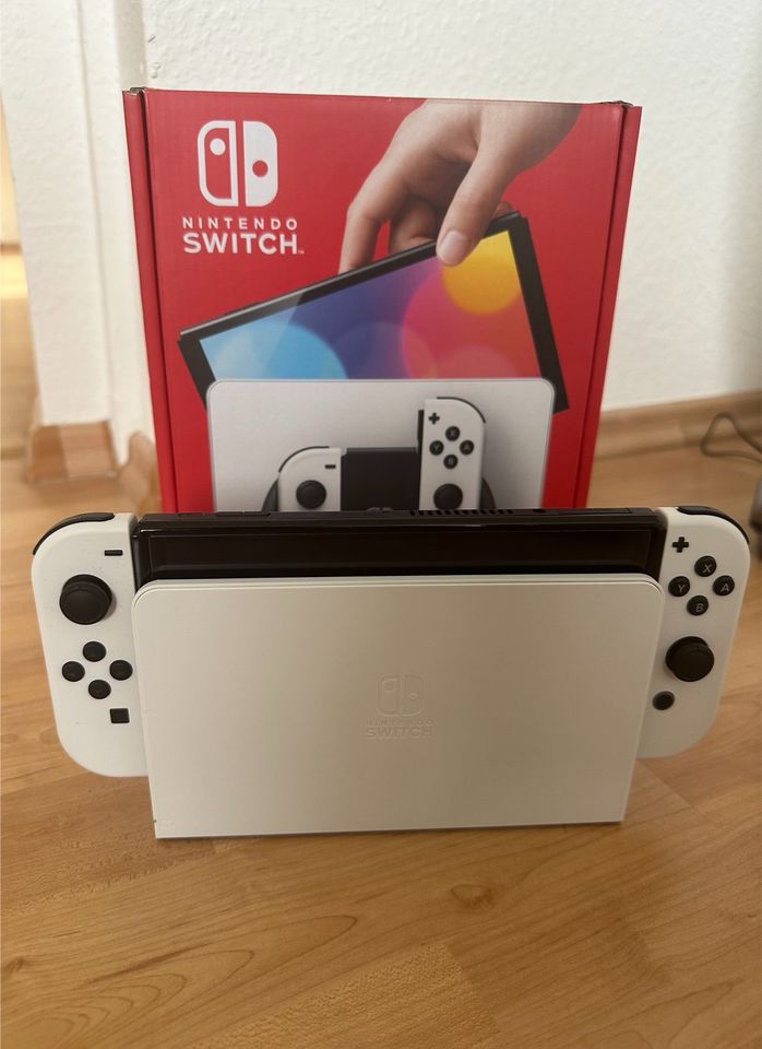 Nintendo Switch OLED in Wolmirstedt