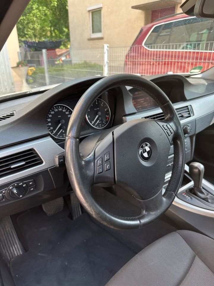 BMW 325i Automatik Navigation Klima N52 in Stuttgart