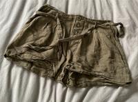 Only Shorts mit Gürtel grün Größe 38 Wuppertal - Ronsdorf Vorschau