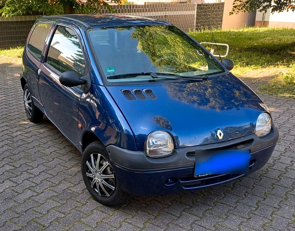 Renault twingo TÜV AU NEU bis 05.2026 in Ettlingen