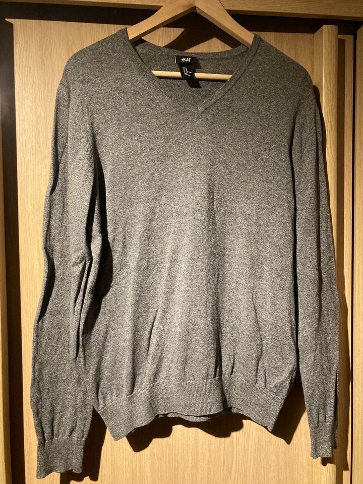 Herren Pullover grau dünner Pulli H&M Gr. M in Pansdorf