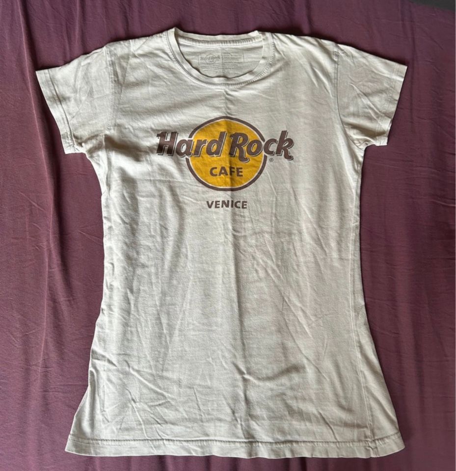 Tops SHEIN, Tally Weijl, hard Rock in Langgöns