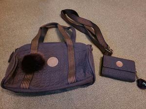 Kipling sinala bag sale