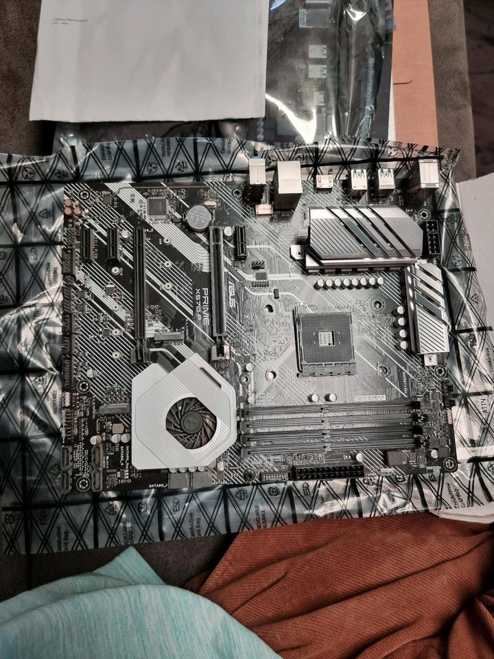 Asus Prime X570 - P in München