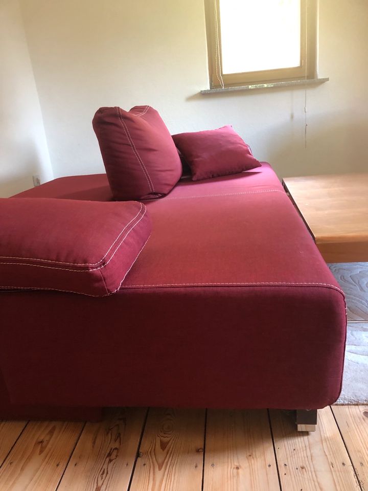 Sofa Schlafcouch 2 m Breite als Bett 1,60 m in Höchst im Odenwald