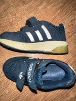 ADIDAS Kinder Junge Sneaker Turnschuhe Gr 23 Berlin - Treptow Vorschau