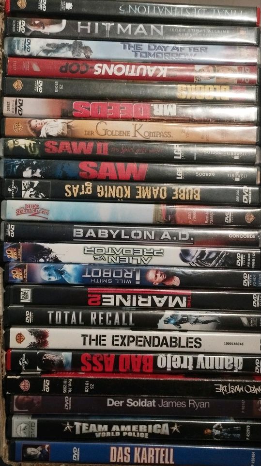 Über 150 DVDs verschiedene Titel in Neuss