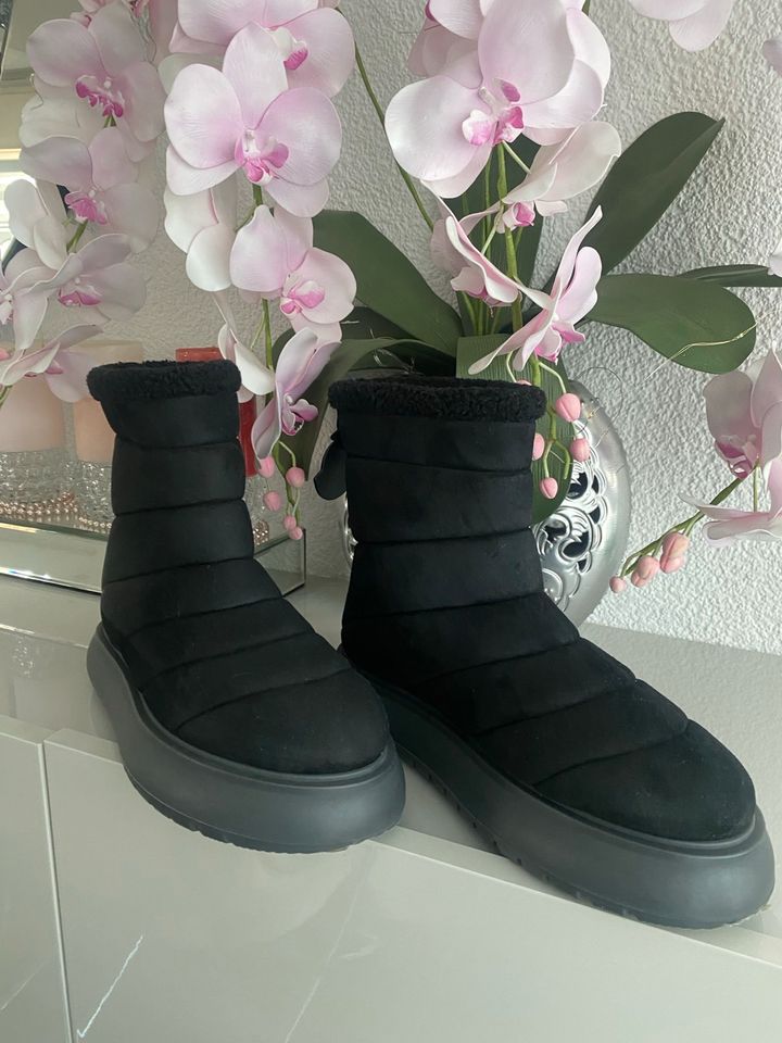 MONCLER BOOTS in Herford