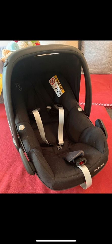 Maxi Cosi Babyschale Pebble Pro i Neugeborene Einsatz in Berlin