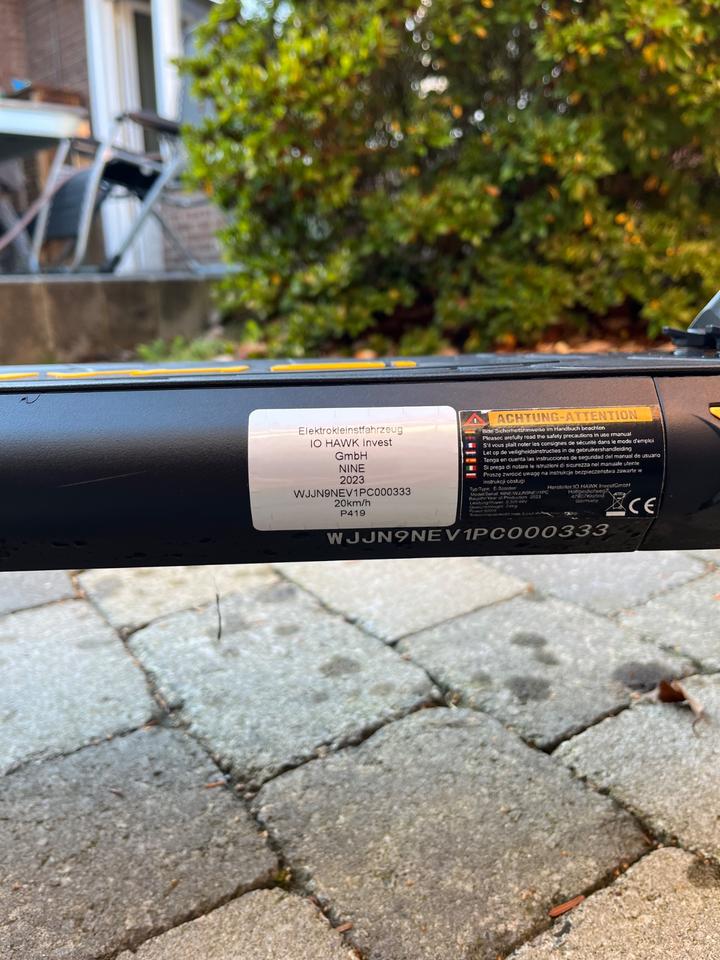 E- Scooter IO HAWK Nine 500W / 20 km/h / nur 296km / neuwertig in Krefeld