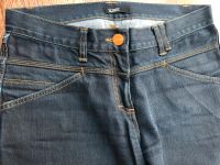 CLOSED Jeans vom Allerfeinsten, dunkle Waschung Größe 38 Nordrhein-Westfalen - Bad Oeynhausen Vorschau