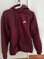 Nike Kapuzenpulli Gr. M Hessen - Bad Nauheim Vorschau