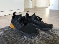 Adidas Schuhe kaum getragen mit Gold Element Köln - Humboldt-Gremberg Vorschau