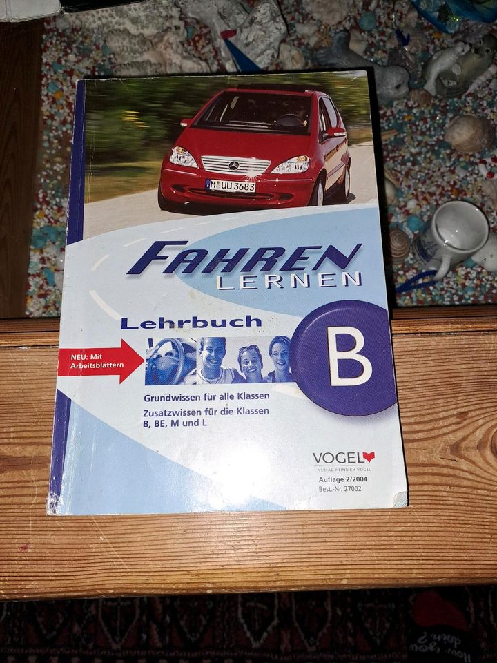 Fahren lernen - Themenbogen und Lehrbuch Fahrklasse B in Gronau (Westfalen)