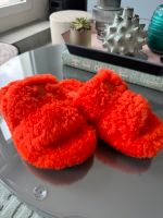 Original Celine Fur Slides Triomphe Orange Gr. 37 NEU Düsseldorf - Oberkassel Vorschau