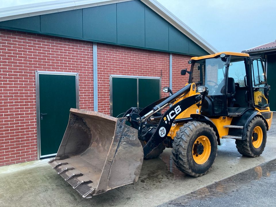 JCB 409 Radlader Hoflader in Borken