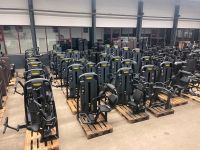 Technogym Selection Pro 18 Kraftgeräte !!! netto nur 33500 Niedersachsen - Bückeburg Vorschau