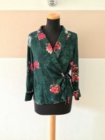 NEU Grüne Blumen Asia Wickelbluse von Zara, Gr. XS Bayern - Geisenhausen Vorschau