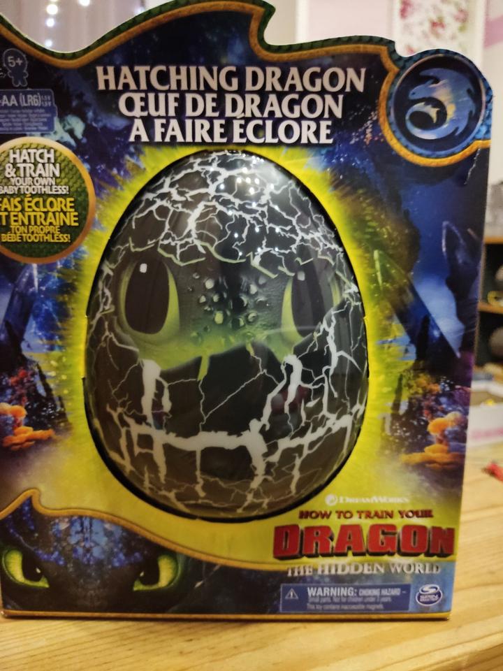 Dream Works Dragons Hatching Toothless interactive Baby Ohnezahn in Homburg