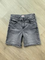 Tumble n dry Jeans Shorts Slim Gr 146 Sachsen - Grüna (Sachsen) Vorschau