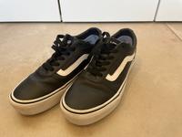 Vans Leder Sneaker, Größe 38 Niedersachsen - Wolfenbüttel Vorschau