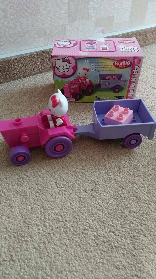 Hello Kitty Traktor in Alfter