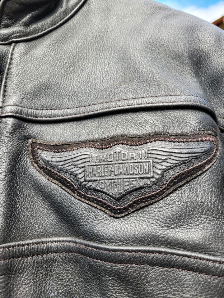 Damen Motorradjacke, Lederjacke Harley Davidson, Größe S W in Bonn