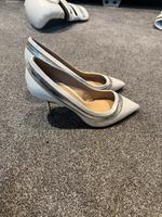 Pumps weiß-Silber Eimsbüttel - Hamburg Schnelsen Vorschau