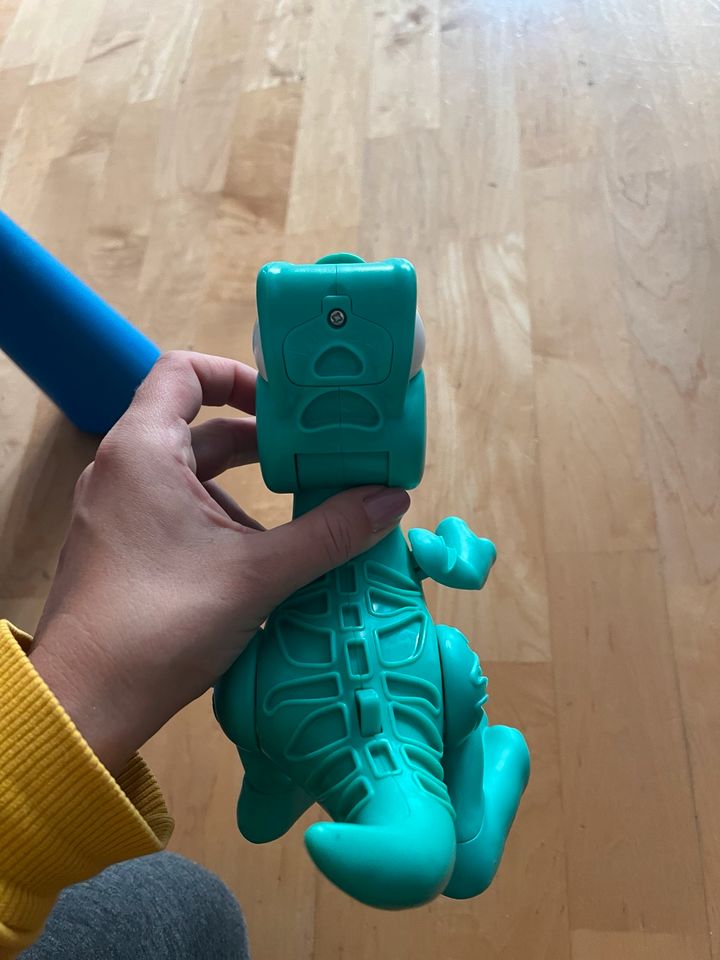 Gefräßige T-Rex von  Play-Doh in München