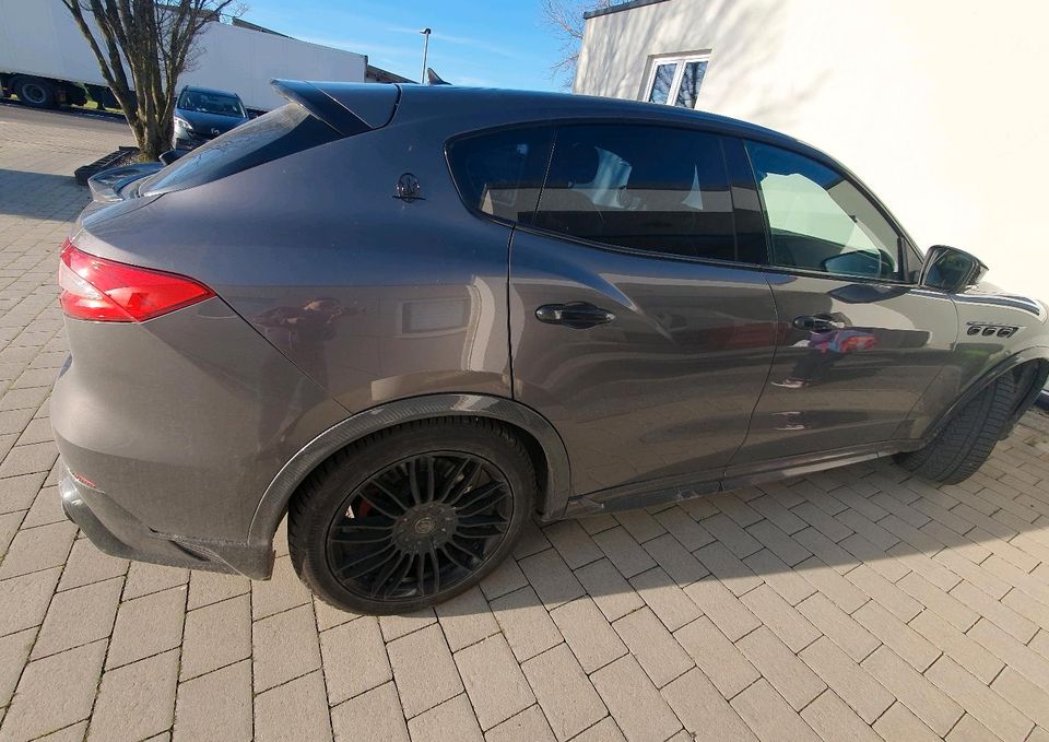 Maserati Levante in Erolzheim