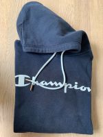 Champion Hoodie, Größe S, sehr schön Nordrhein-Westfalen - Ratingen Vorschau