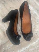 Süße Pumps Schuhe von Unisa schwarz Leder Gr.36/37 Bayern - Altertheim Vorschau