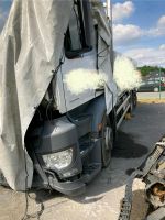 Mercedes Actros 2542 Unfallschaden Baujahr 2018 Niedersachsen - Vechta Vorschau