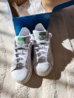 Kinderschuhe Adidas Stan Smith 31 Baden-Württemberg - Seebach Vorschau