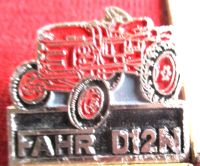 FAHR D12N Trecker Traktor Abzeichen Orden Pin Made in Germany Sch Niedersachsen - Hoya Vorschau