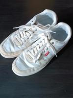 Sneaker Levi's gr 44 Niedersachsen - Holzminden Vorschau