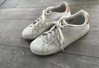 Weiße Nike Schuhe mit Schnürsenkeln Essen - Schonnebeck Vorschau