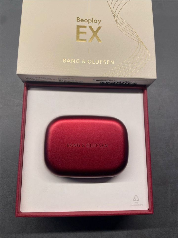 Bang & Olufsen BeoPlay Ex limited Edition Lunar Red B-Ware in Berlin