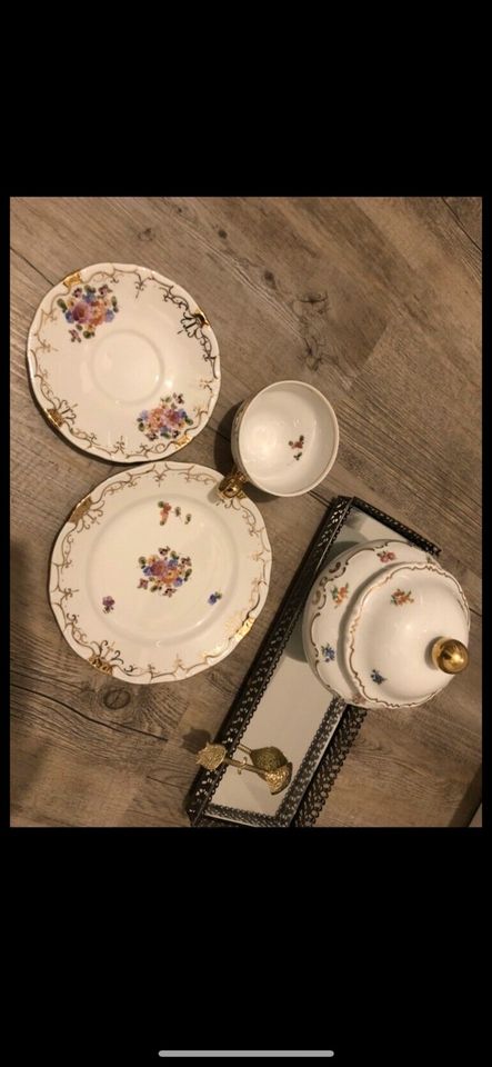 Vintage Gold Porzellan Set Teller Geschirr Tasse Haushaltswaren in Castrop-Rauxel