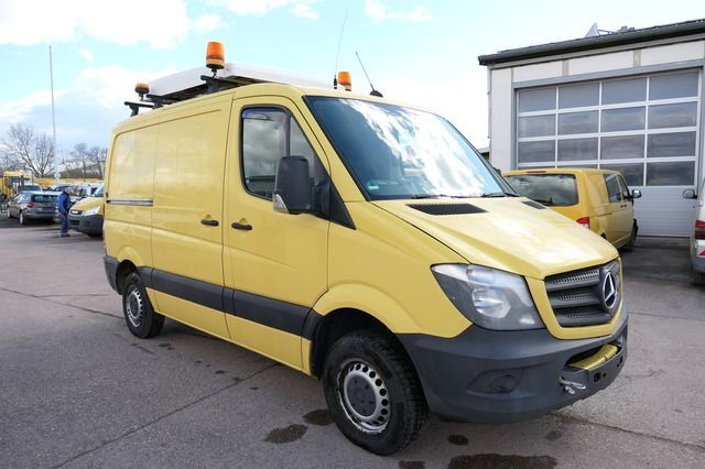 Mercedes-Benz Sprinter 216 CDI KLIMA - Begleitfahrzeug SCHLAFB in Rohrbach (Pfalz)