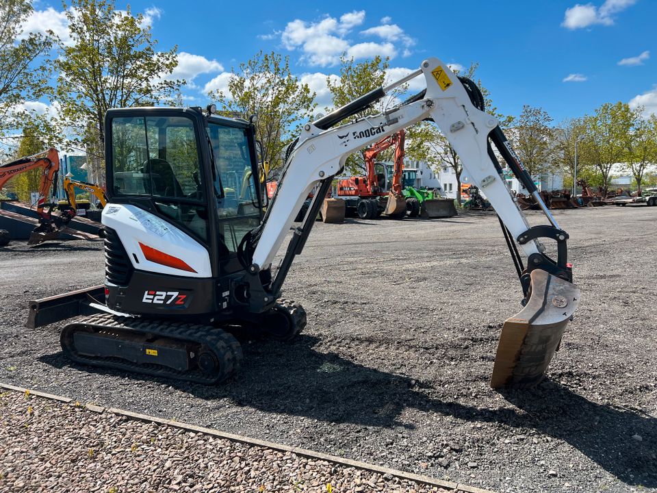 Minibagger Bobcat e27z 445Btrs 2,7t, inkl MwSt, UVV, hydr. GRL, Longarm, MS03 in Bad Hersfeld