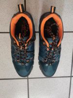 Neuwertige Wanderschuhe/ Freizeit Schuhe Gr.42 Hessen - Bad Nauheim Vorschau