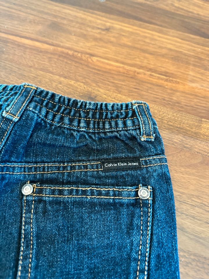 Calvin Klein Jeans wide leg 92- 98 3 Jahre in Damme