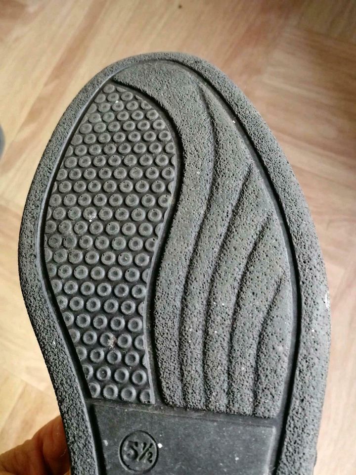 Schuhe, Damenschuhe, Slipper, Größe 5,5 in Tettnang