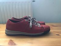 Rote Damensneaker Baden-Württemberg - Pfullendorf Vorschau