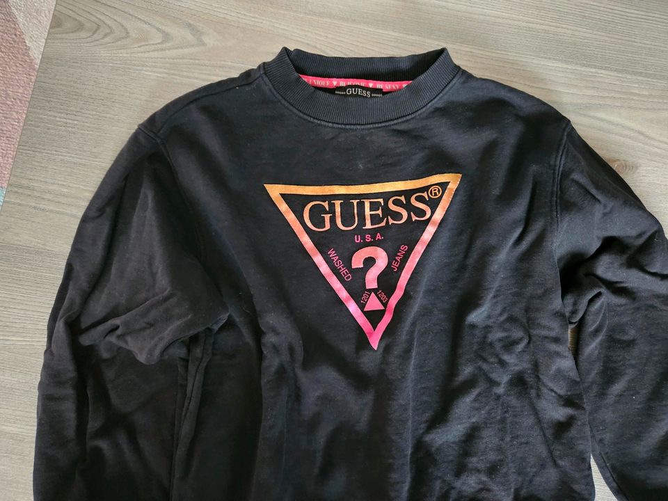 Guess Pullover Gr. 36, sehr guter Zustand in Freising