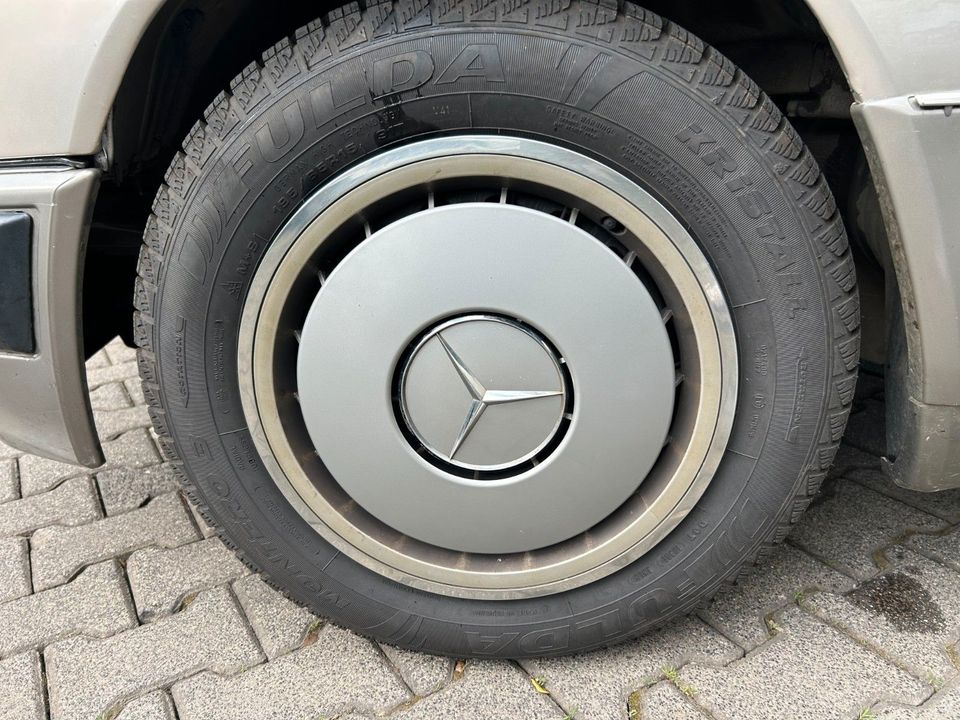 Mercedes-Benz 230E, Tüv , H- Zulassung in Elz